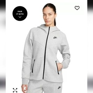 Nike Women's Light Gray Full-Zip Hoodie